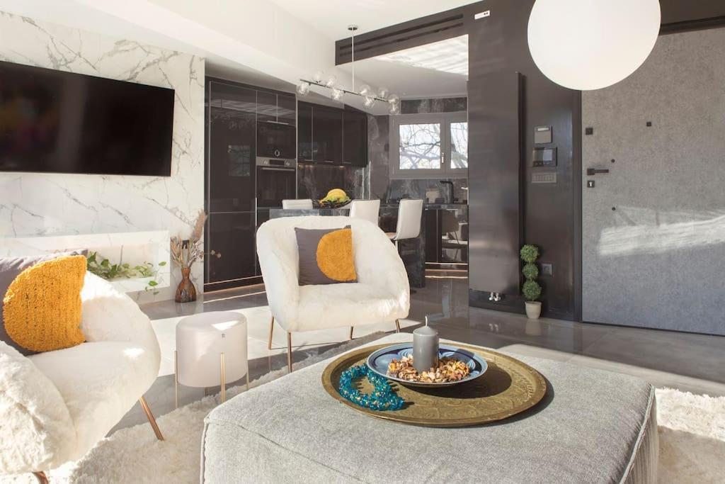 אתונה Luxury Acropolis View Apartment-Living Stone Black Pearl מראה חיצוני תמונה