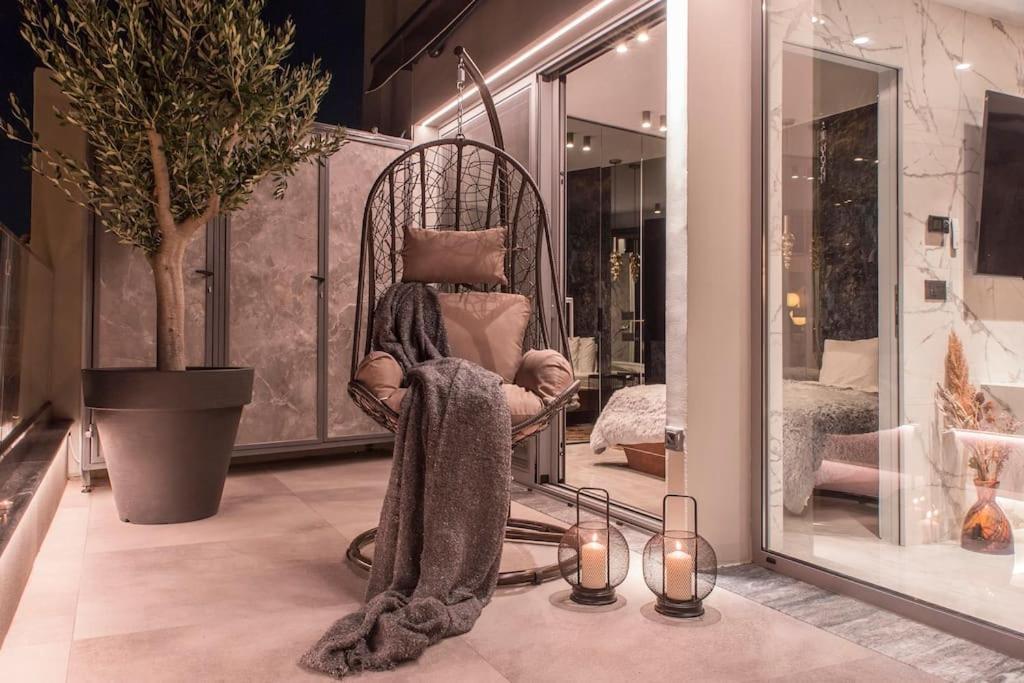 אתונה Luxury Acropolis View Apartment-Living Stone Black Pearl מראה חיצוני תמונה